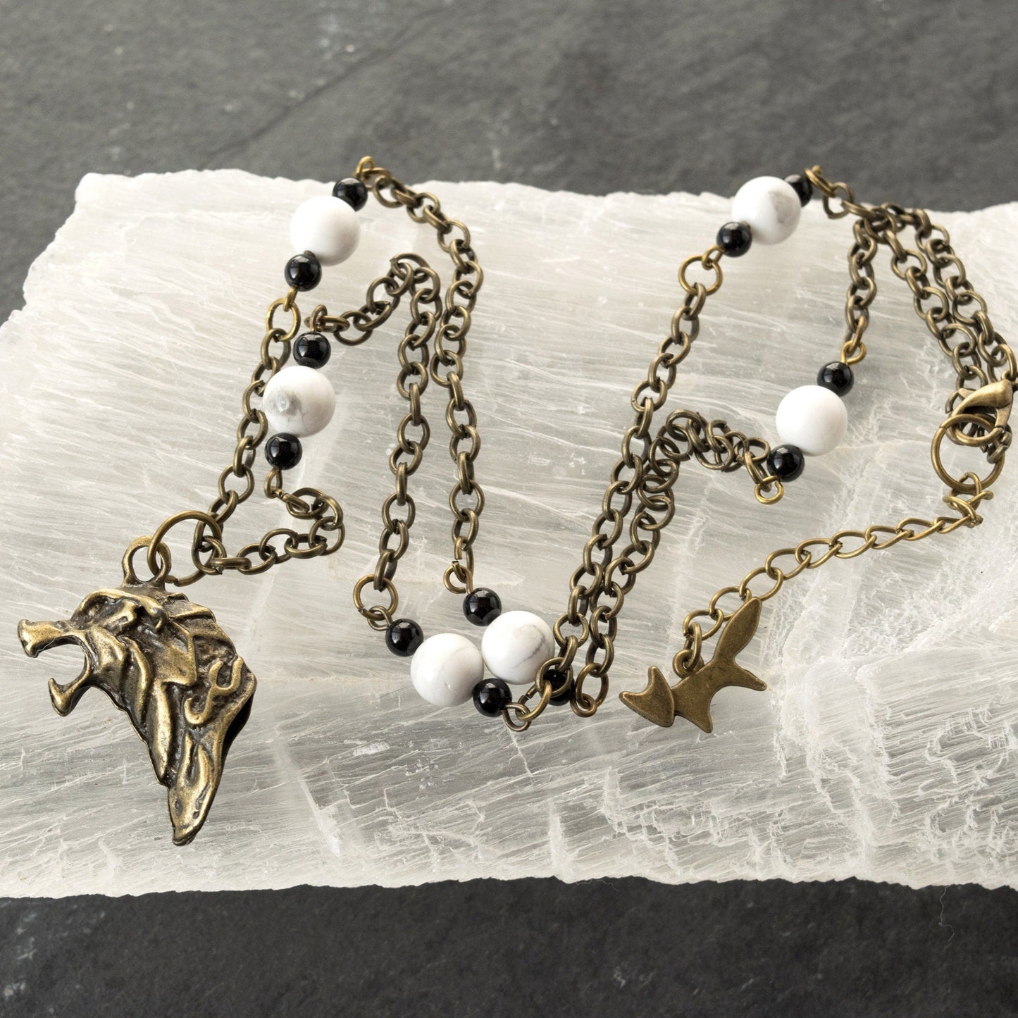 House Stark Dire Wolf Charm and Bead Necklace - Bronze