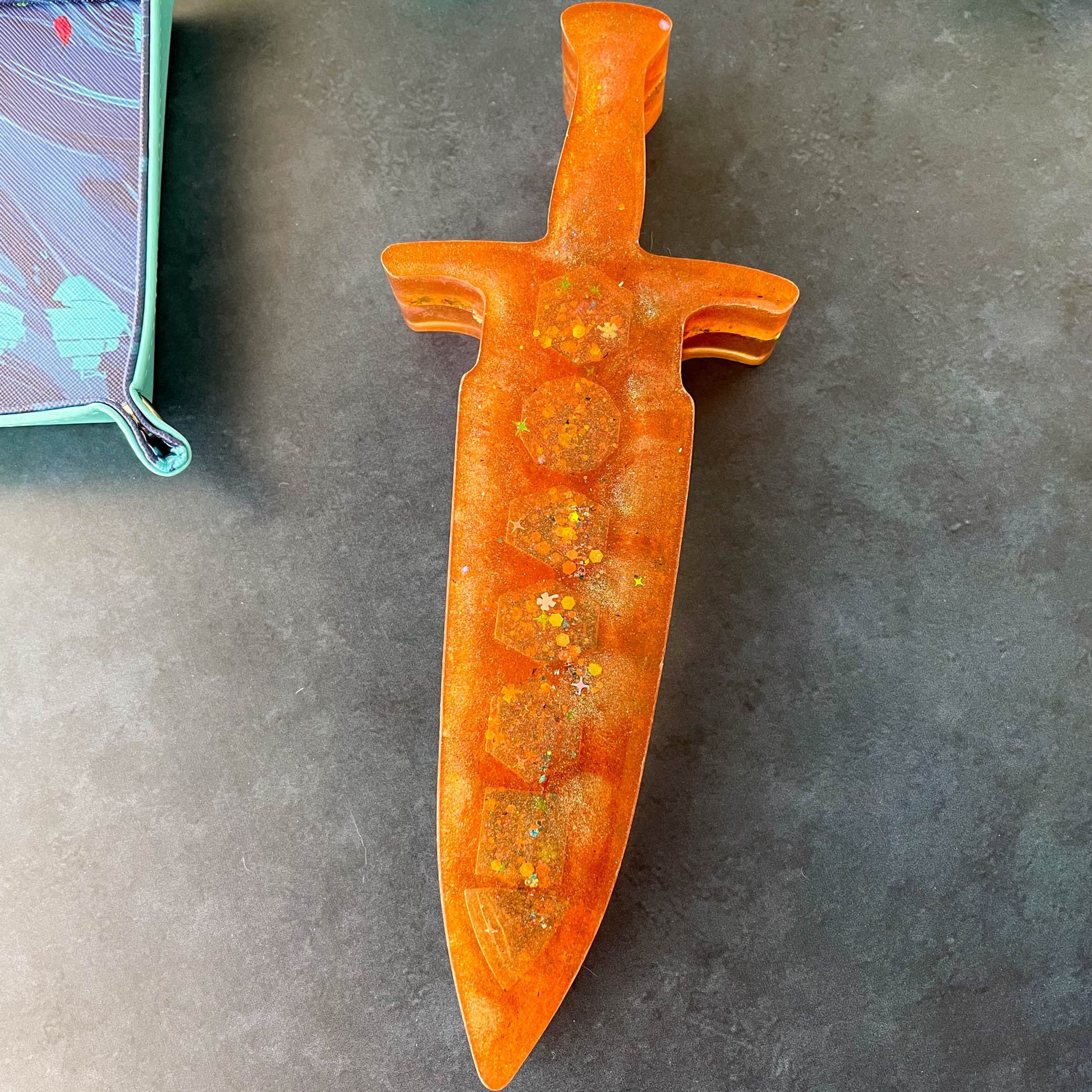 Lucky Green and Gold Dagger Dice Box bottom