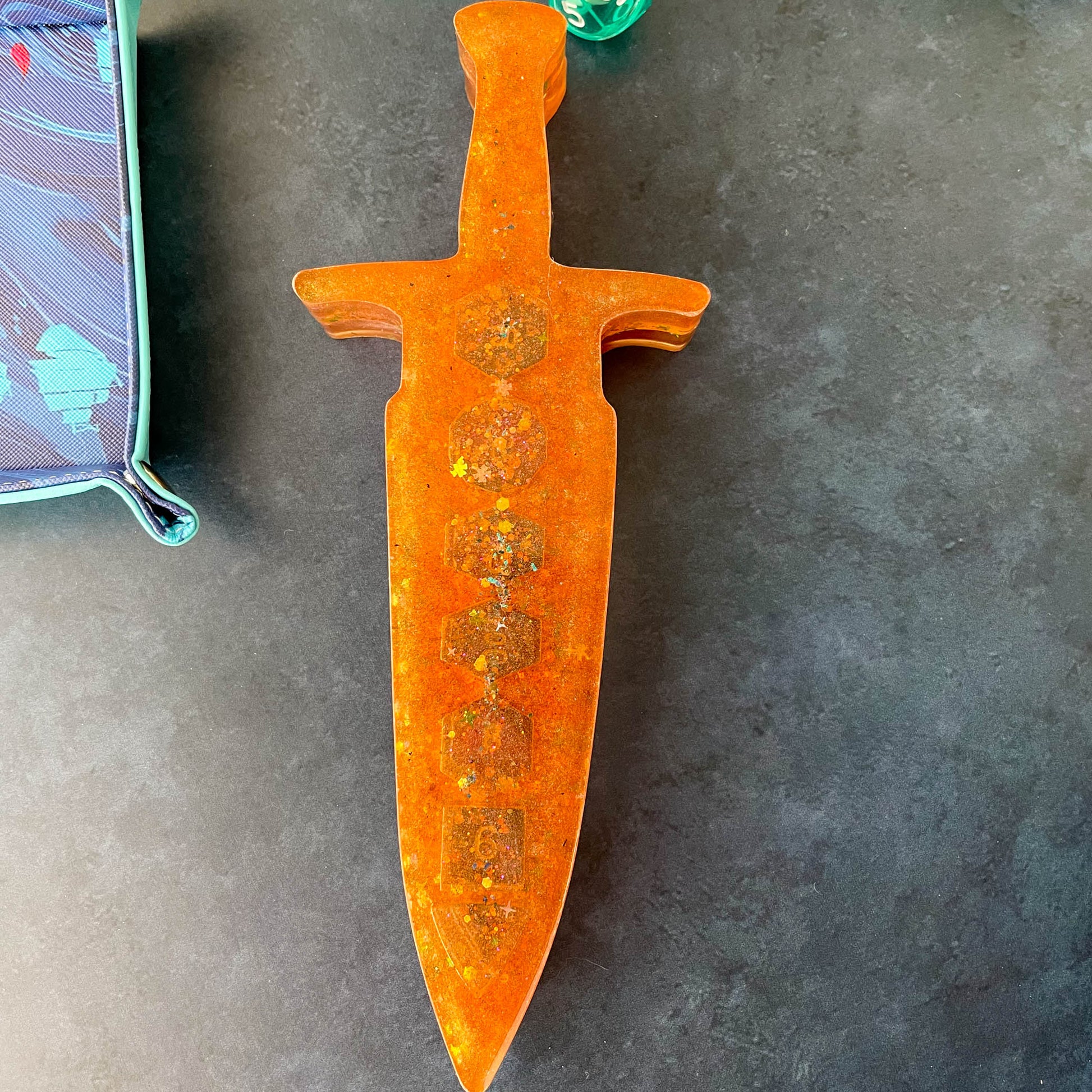 Lucky Green and Gold Dagger Dice Box top